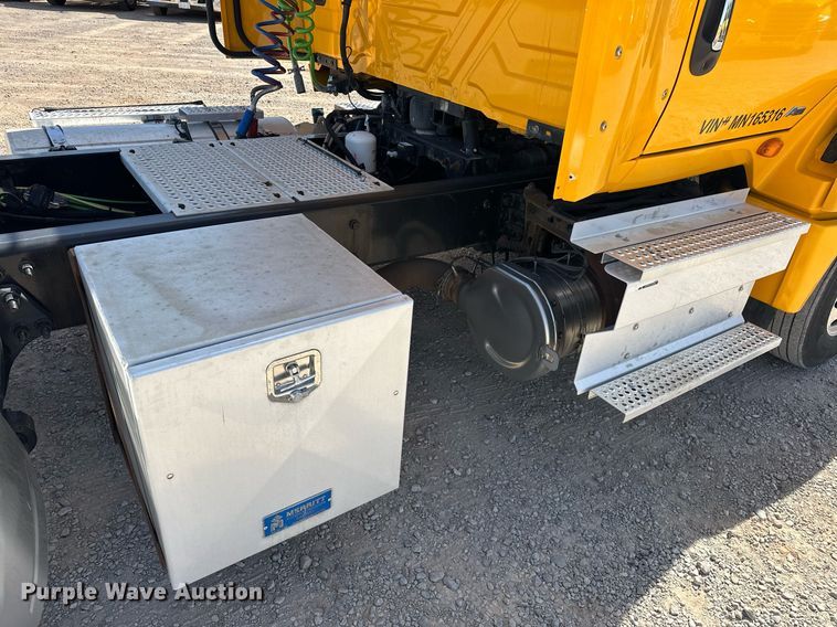 image for item EK0568 2021 International LT625 6X4 semi truck