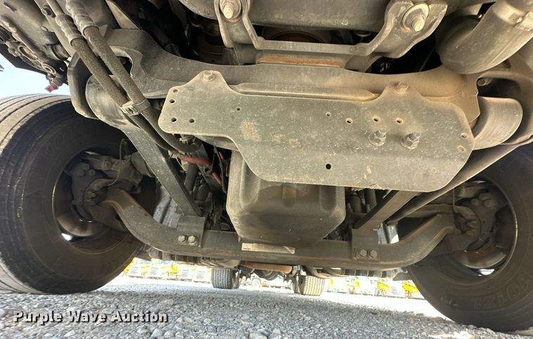 image for item EK0569 2022 Freightliner Cascadia 126 semi truck