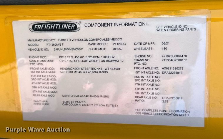 image for item EK0569 2022 Freightliner Cascadia 126 semi truck