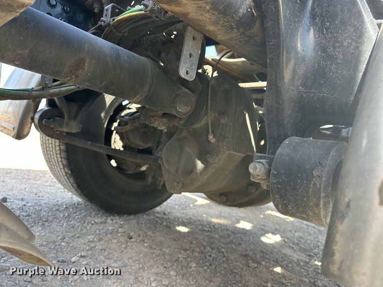 image for item EK0570 2021 Freightliner Cascadia 126 semi truck