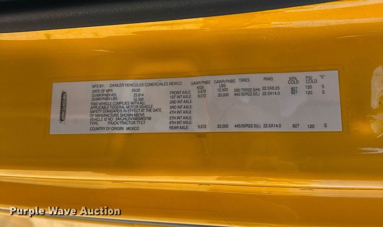 image for item EK0570 2021 Freightliner Cascadia 126 semi truck