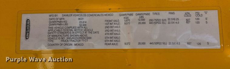 image for item EK0571 2022 Freightliner Cascadia 126 semi truck