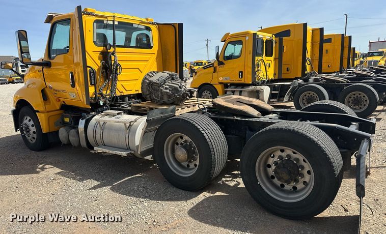 image for item EK0574 2021 International LT625 6X4 semi truck