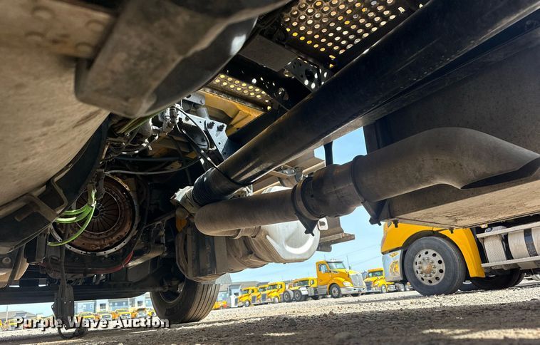 image for item EK0574 2021 International LT625 6X4 semi truck