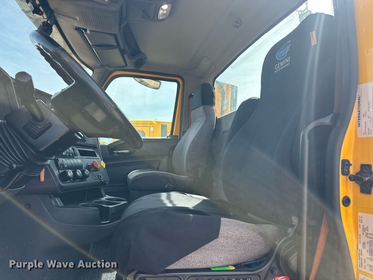 image for item EK0574 2021 International LT625 6X4 semi truck