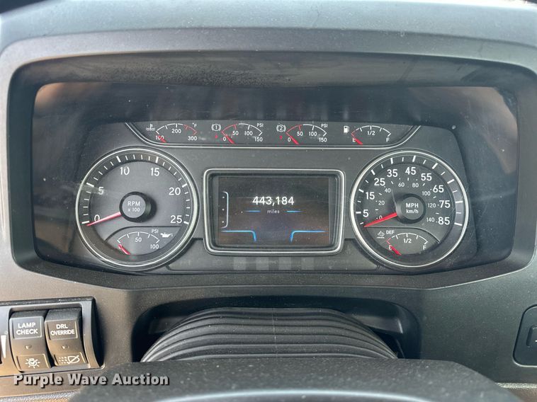 image for item EK0574 2021 International LT625 6X4 semi truck