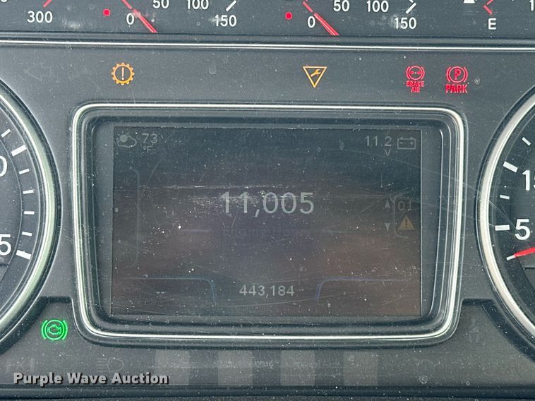 image for item EK0574 2021 International LT625 6X4 semi truck