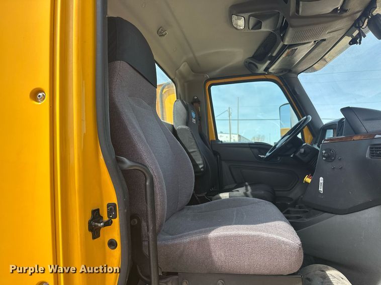 image for item EK0574 2021 International LT625 6X4 semi truck