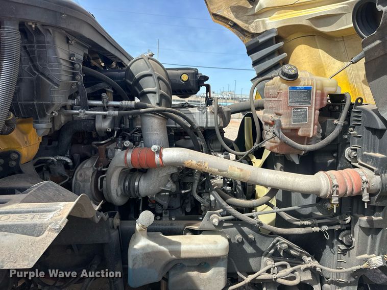 image for item EK0574 2021 International LT625 6X4 semi truck