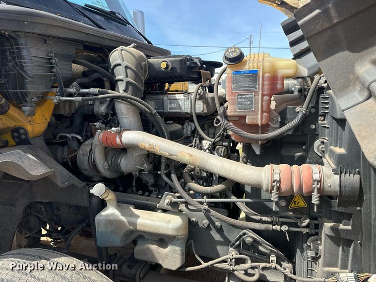 image for item EK0574 2021 International LT625 6X4 semi truck