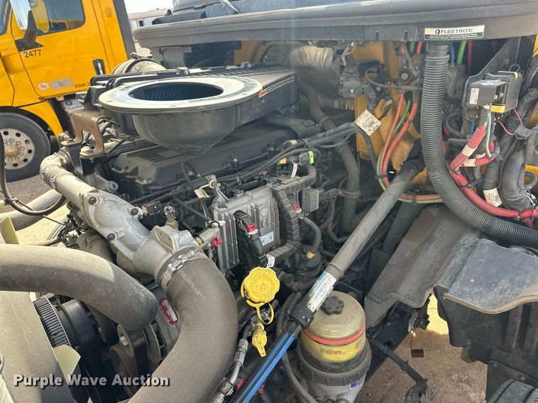 image for item EK0574 2021 International LT625 6X4 semi truck