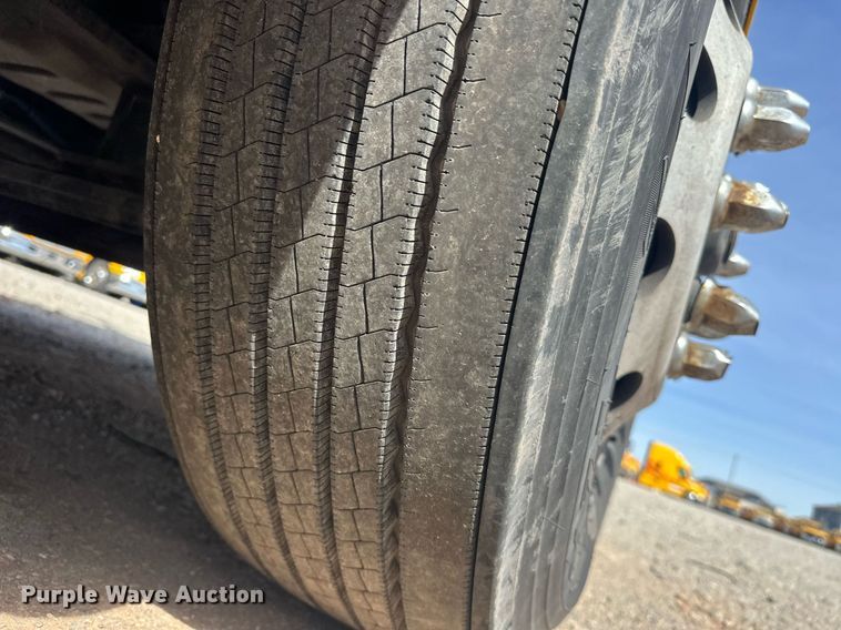 image for item EK0574 2021 International LT625 6X4 semi truck