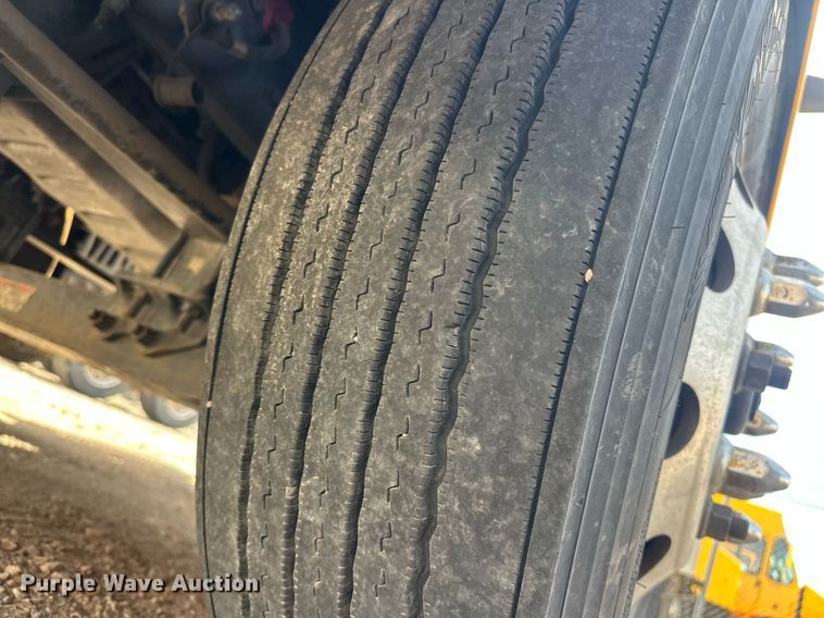 image for item EK0574 2021 International LT625 6X4 semi truck