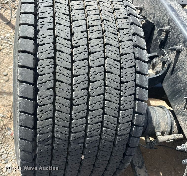 image for item EK0574 2021 International LT625 6X4 semi truck