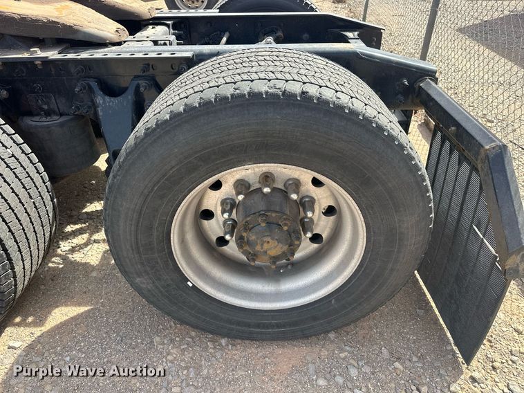 image for item EK0574 2021 International LT625 6X4 semi truck