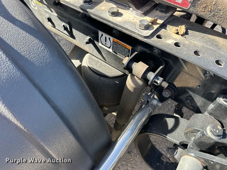 image for item EK0576 2020 Kenworth T680 semi truck