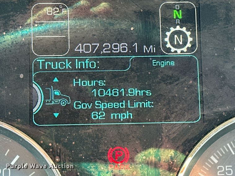 image for item EK0576 2020 Kenworth T680 semi truck