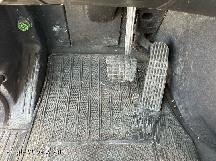 image for item EK0577 2021 Freightliner Cascadia 126 semi truck