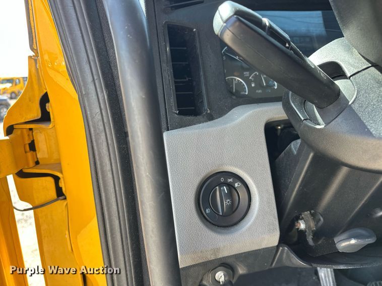 image for item EK0577 2021 Freightliner Cascadia 126 semi truck