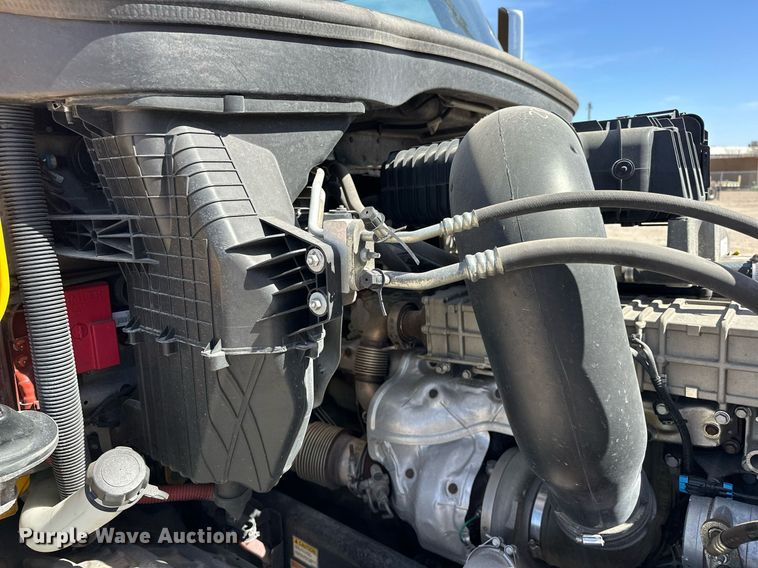 image for item EK0577 2021 Freightliner Cascadia 126 semi truck