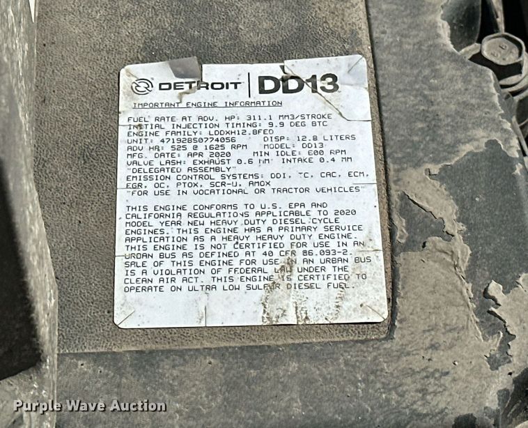 image for item EK0577 2021 Freightliner Cascadia 126 semi truck