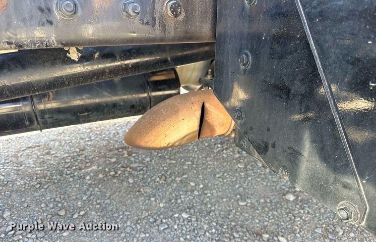 image for item EK0578 2022 Kenworth T680 semi truck