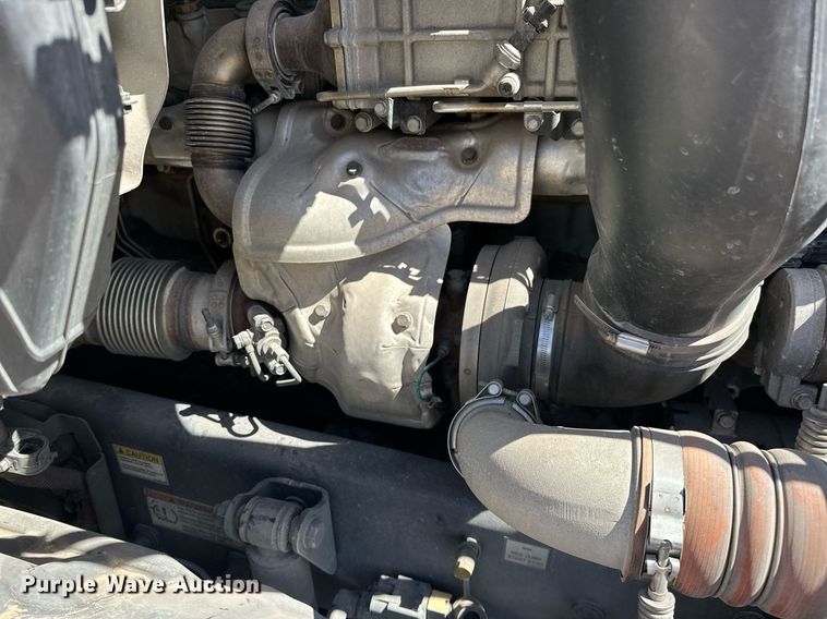 image for item EK0579 2021 Freightliner Cascadia 126 semi truck