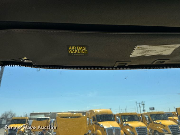 image for item EK0580 2020 Freightliner Cascadia 126 semi truck