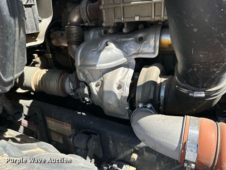 image for item EK0580 2020 Freightliner Cascadia 126 semi truck