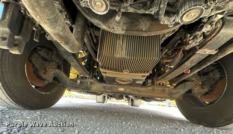 image for item EK0581 2022 Kenworth T680 semi truck