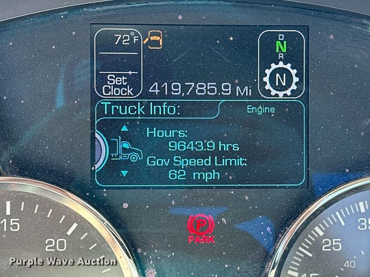 image for item EK0581 2022 Kenworth T680 semi truck