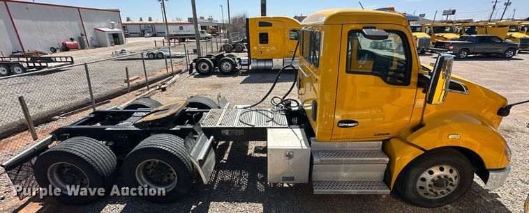 image for item EK0582 2021 Kenworth T680 semi truck