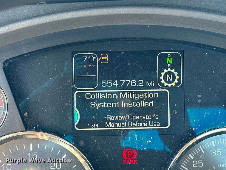 image for item EK0582 2021 Kenworth T680 semi truck