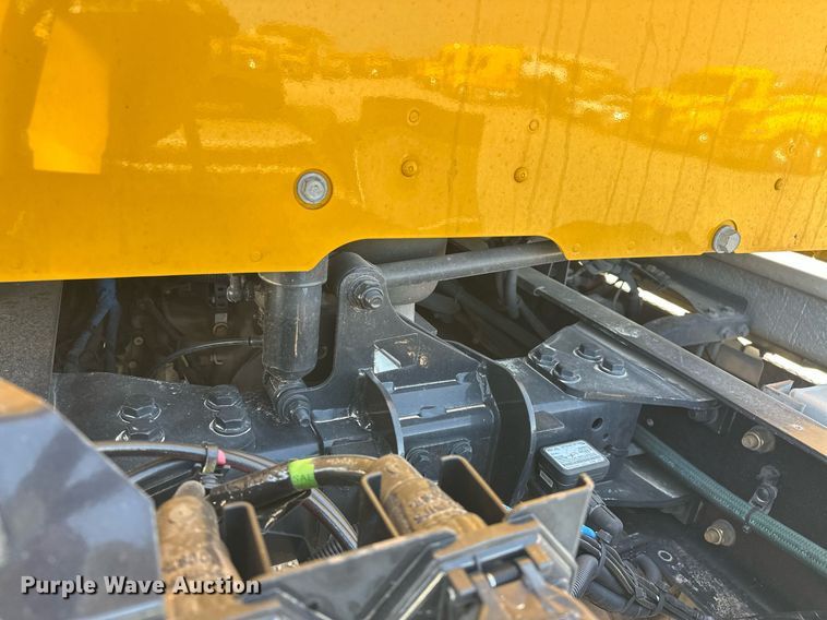 image for item EK0583 2021 Kenworth T680 semi truck