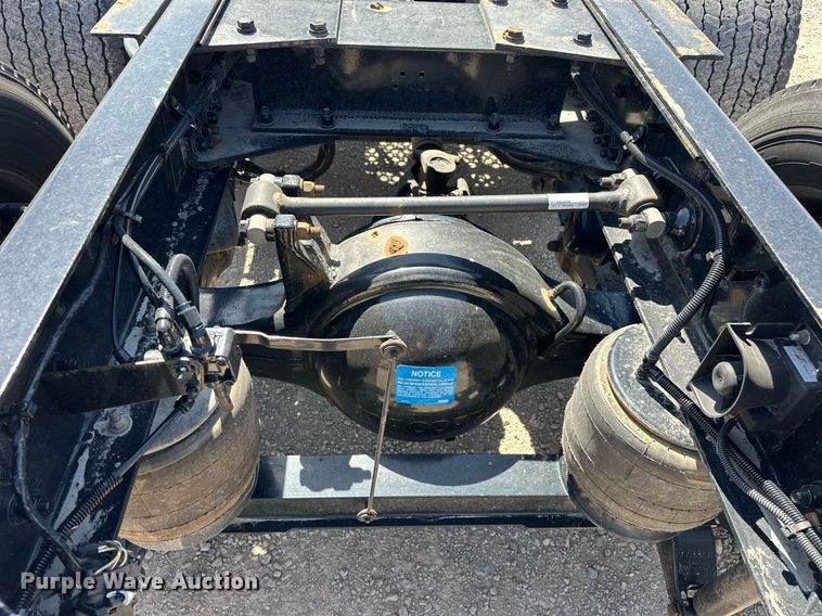 image for item EK0584 2021 Kenworth T680 semi truck