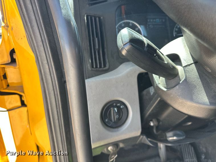 image for item EK0585 2021 Freightliner Cascadia 126 semi truck