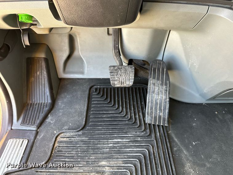 image for item EK0586 2021 Kenworth T680 semi truck