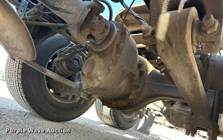 image for item EK0587 2020 Freightliner Cascadia 126 semi truck