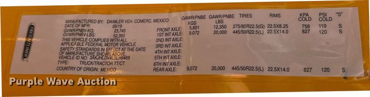 image for item EK0587 2020 Freightliner Cascadia 126 semi truck