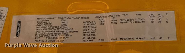 image for item EK0588 2021 Freightliner Cascadia 126 semi truck