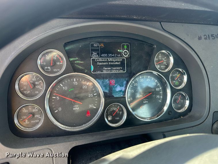 image for item EK0589 2021 Kenworth T680 semi truck