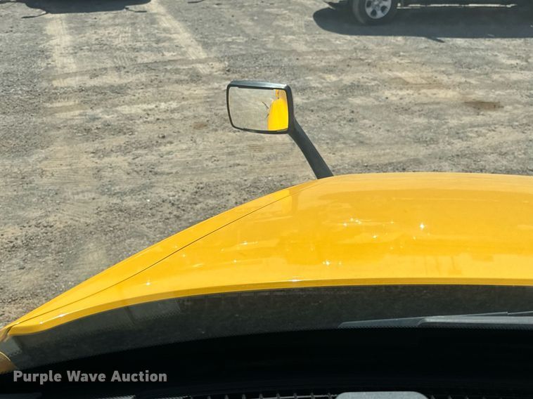 image for item EK0590 2019 Kenworth T680 semi truck