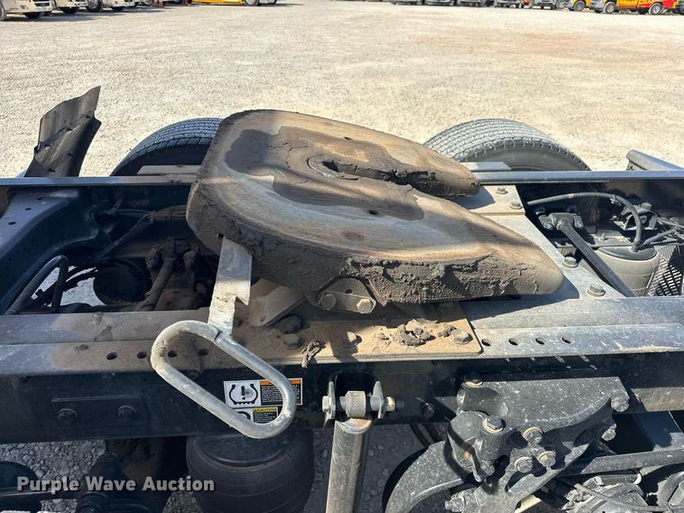 image for item EK0591 2020 Kenworth T680 semi truck