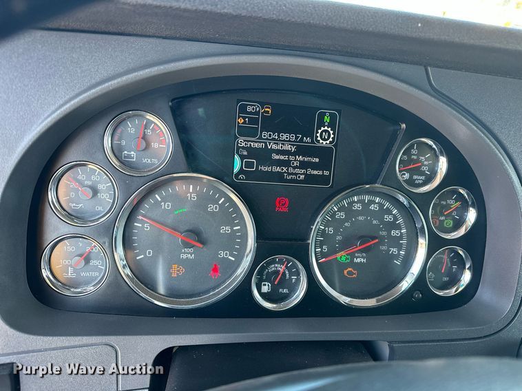 image for item EK0591 2020 Kenworth T680 semi truck