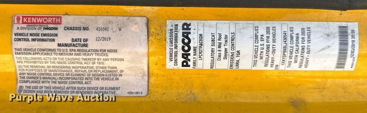 image for item EK0591 2020 Kenworth T680 semi truck