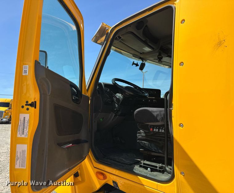 image for item EK0592 2021 International LT625 6X4 semi truck