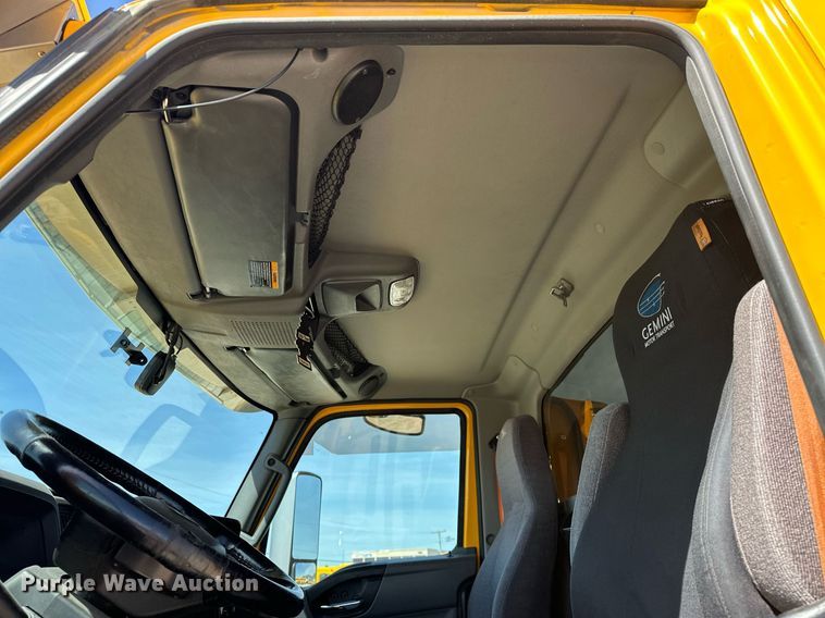 image for item EK0592 2021 International LT625 6X4 semi truck