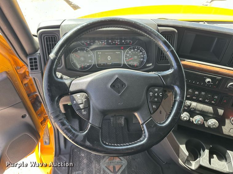 image for item EK0592 2021 International LT625 6X4 semi truck