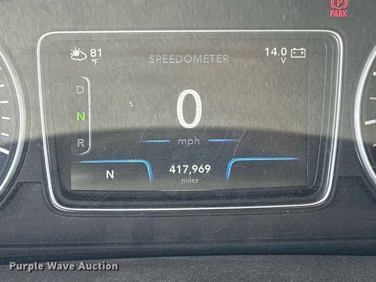 image for item EK0592 2021 International LT625 6X4 semi truck