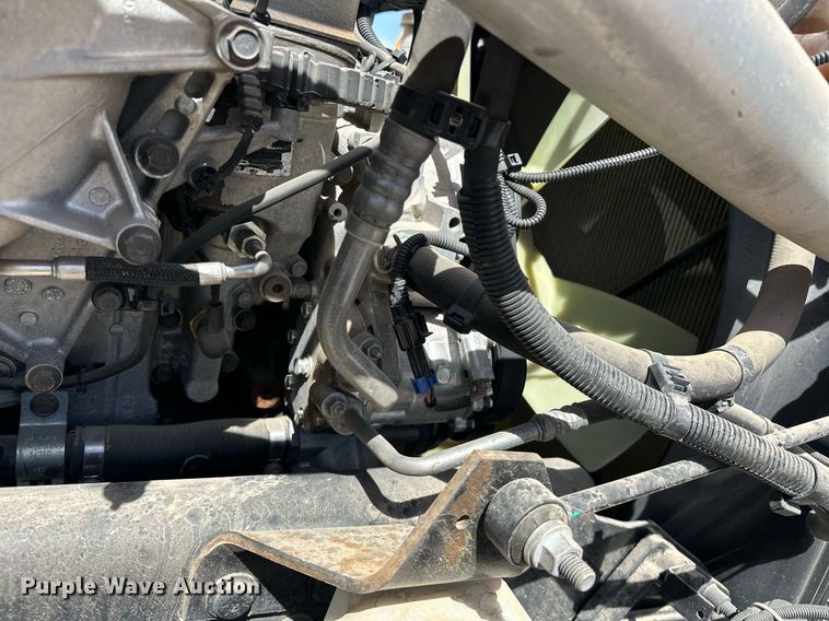 image for item EK0592 2021 International LT625 6X4 semi truck